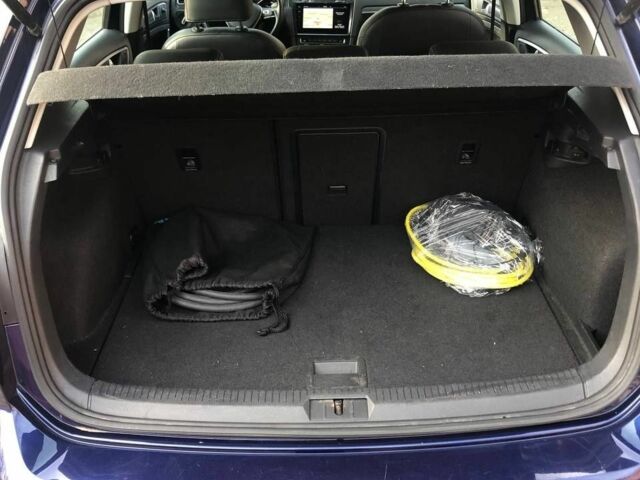 Синий Фольксваген Гольф, объемом двигателя 0 л и пробегом 79 тыс. км за 15300 $, фото 20 на Automoto.ua