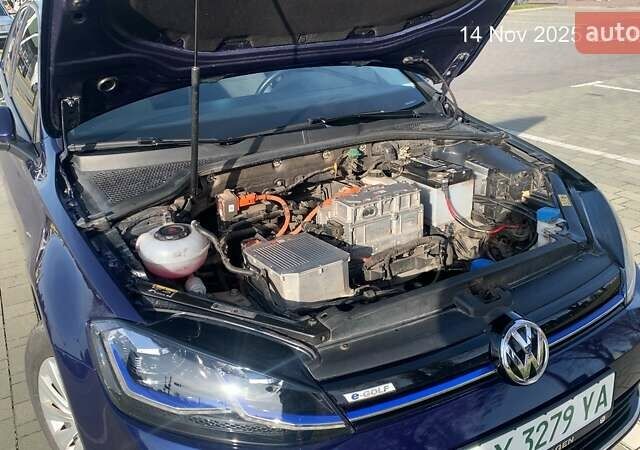 Синий Фольксваген Гольф, объемом двигателя 0 л и пробегом 47 тыс. км за 12500 $, фото 33 на Automoto.ua
