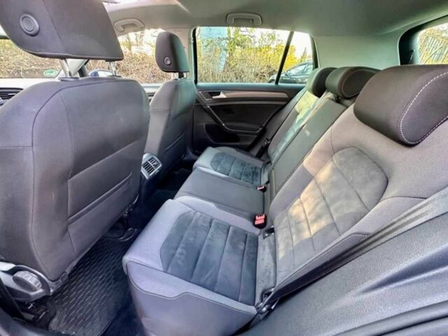 Синий Фольксваген Гольф, объемом двигателя 2 л и пробегом 125 тыс. км за 10400 $, фото 15 на Automoto.ua