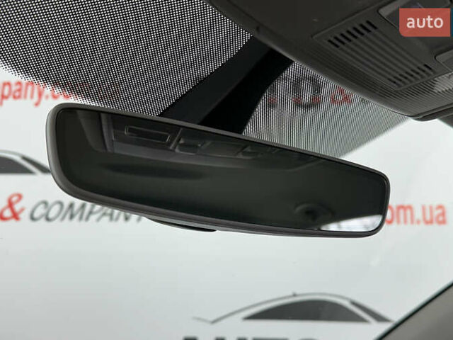 Синий Фольксваген Гольф, объемом двигателя 1.6 л и пробегом 217 тыс. км за 16950 $, фото 32 на Automoto.ua