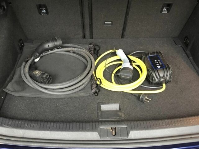 Синий Фольксваген Гольф, объемом двигателя 0 л и пробегом 79 тыс. км за 15300 $, фото 19 на Automoto.ua