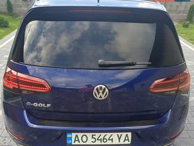 Фольксваген Гольф 2018 в Ужгороде на Automoto.ua Синий Фольксваген Гольф, объемом двигателя 0 л и пробегом 123 тыс. км за 13000 $, фото 6 на Automoto.ua