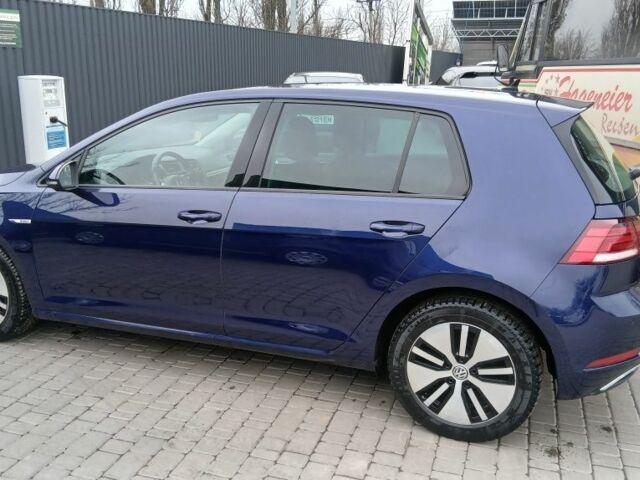 Синий Фольксваген Гольф, объемом двигателя 0 л и пробегом 152 тыс. км за 12700 $, фото 1 на Automoto.ua