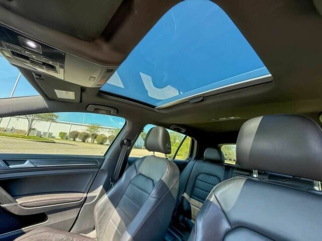 Синий Фольксваген Гольф, объемом двигателя 2 л и пробегом 41 тыс. км за 9250 $, фото 6 на Automoto.ua