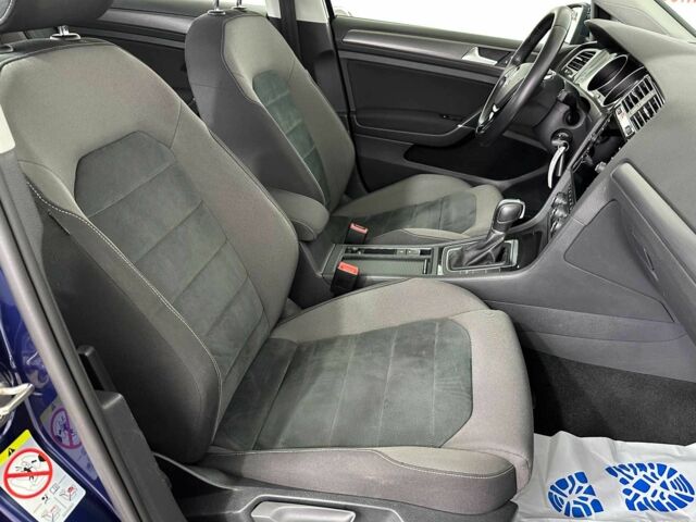 Синий Фольксваген Гольф, объемом двигателя 1.6 л и пробегом 217 тыс. км за 16950 $, фото 13 на Automoto.ua