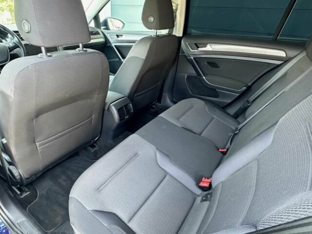 Синій Фольксваген Гольф, об'ємом двигуна 0 л та пробігом 33 тис. км за 10000 $, фото 12 на Automoto.ua