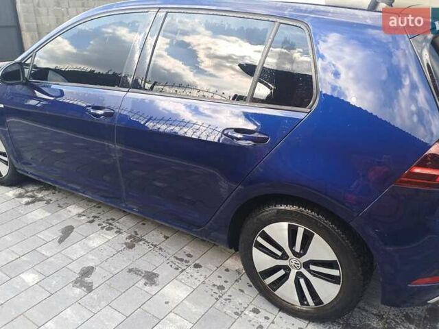Фольксваген Гольф 2018 в Ужгороде на Automoto.ua Синий Фольксваген Гольф, объемом двигателя 0 л и пробегом 123 тыс. км за 13000 $, фото 7 на Automoto.ua