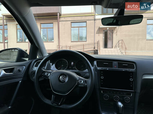 Синій Фольксваген Гольф, об'ємом двигуна 1.4 л та пробігом 77 тис. км за 18000 $, фото 2 на Automoto.ua