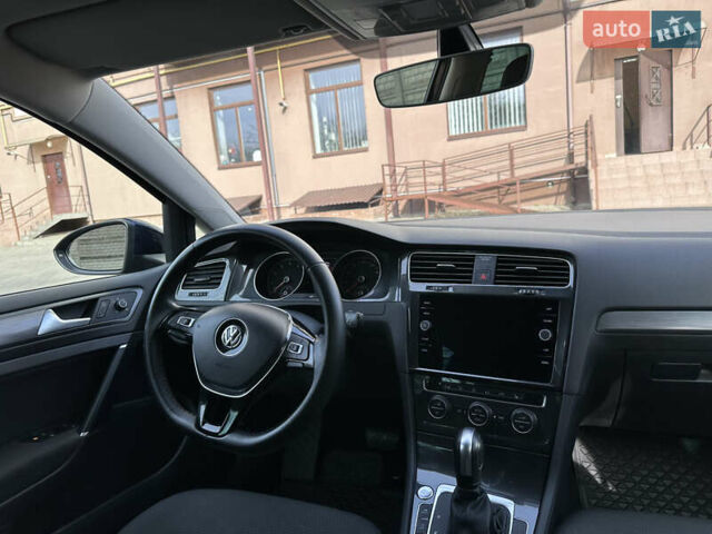 Синій Фольксваген Гольф, об'ємом двигуна 1.4 л та пробігом 77 тис. км за 18000 $, фото 1 на Automoto.ua