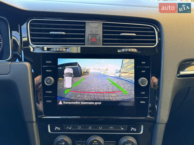 Синий Фольксваген Гольф, объемом двигателя 1.4 л и пробегом 77 тыс. км за 20777 $, фото 25 на Automoto.ua