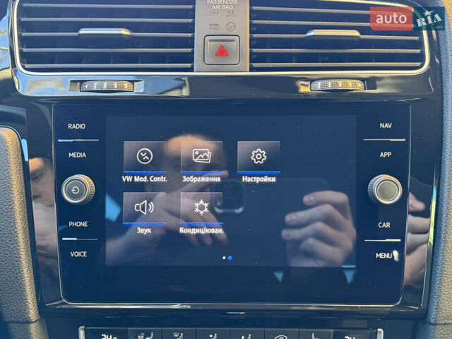 Синий Фольксваген Гольф, объемом двигателя 1.4 л и пробегом 77 тыс. км за 20777 $, фото 33 на Automoto.ua