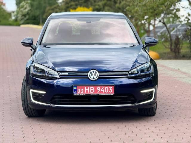 Фольксваген Гольф 2019 в Черновцах на Automoto.ua Синий Фольксваген Гольф, объемом двигателя 0 л и пробегом 140 тыс. км за 11500 $, фото 1 на Automoto.ua
