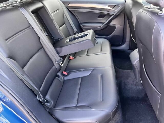 Синий Фольксваген Гольф, объемом двигателя 1.4 л и пробегом 48 тыс. км за 4100 $, фото 11 на Automoto.ua