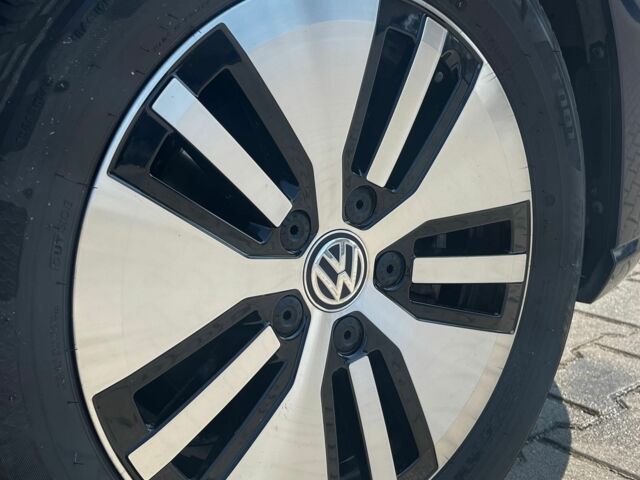 Синий Фольксваген Гольф, объемом двигателя 0 л и пробегом 40 тыс. км за 16400 $, фото 3 на Automoto.ua