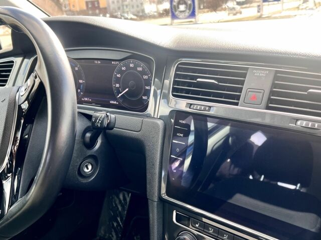 Синий Фольксваген Гольф, объемом двигателя 0 л и пробегом 40 тыс. км за 16400 $, фото 7 на Automoto.ua