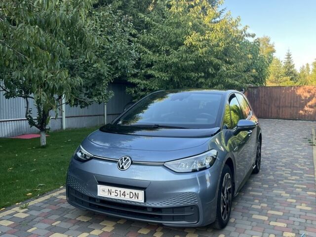 Синий Фольксваген Гольф, объемом двигателя 10 л и пробегом 950 тыс. км за 16500 $, фото 1 на Automoto.ua