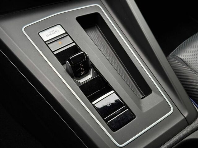 Синий Фольксваген Гольф, объемом двигателя 2 л и пробегом 36 тыс. км за 39900 $, фото 7 на Automoto.ua