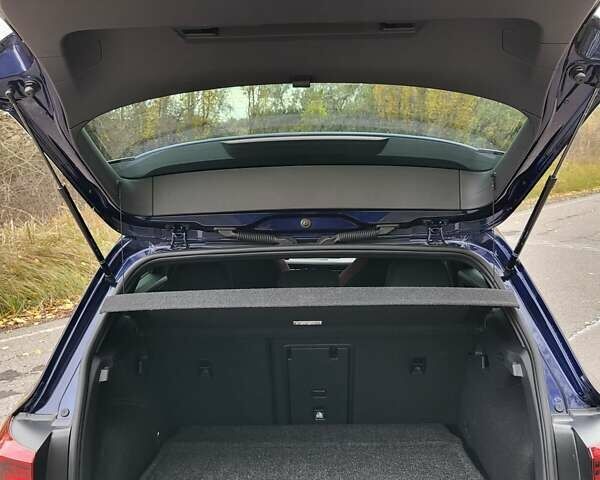 Синий Фольксваген Гольф, объемом двигателя 1.98 л и пробегом 33 тыс. км за 31800 $, фото 12 на Automoto.ua