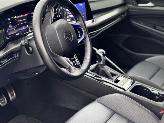 Фольксваген Гольф 2023 в Киеве на Automoto.ua Синий Фольксваген Гольф, объемом двигателя 2 л и пробегом 28 тыс. км за 49500 $, фото 7 на Automoto.ua