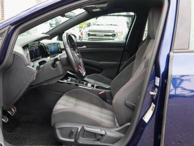 Синий Фольксваген Гольф, объемом двигателя 2 л и пробегом 21 тыс. км за 14000 $, фото 9 на Automoto.ua