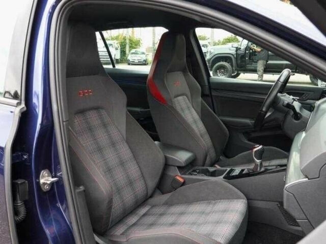 Синий Фольксваген Гольф, объемом двигателя 2 л и пробегом 21 тыс. км за 14000 $, фото 18 на Automoto.ua