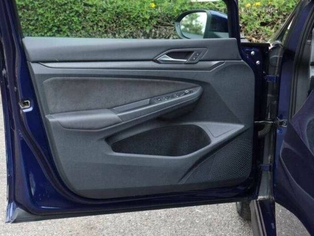 Синий Фольксваген Гольф, объемом двигателя 2 л и пробегом 21 тыс. км за 14000 $, фото 8 на Automoto.ua