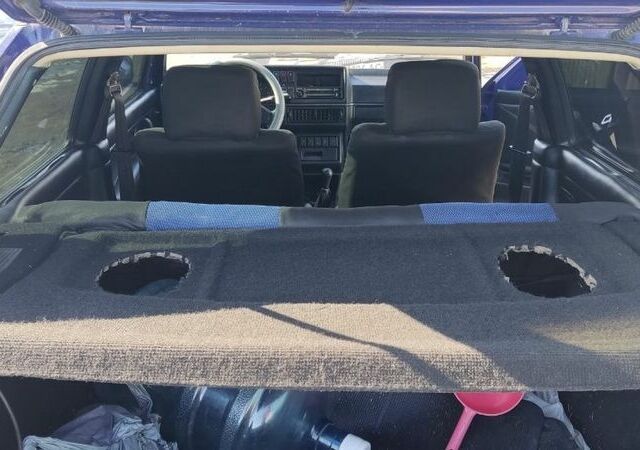 Синий Фольксваген Гольф, объемом двигателя 1.6 л и пробегом 3 тыс. км за 2000 $, фото 5 на Automoto.ua