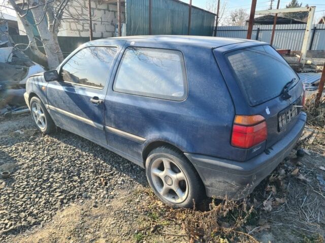 Синий Фольксваген Гольф, объемом двигателя 0 л и пробегом 350 тыс. км за 652 $, фото 2 на Automoto.ua