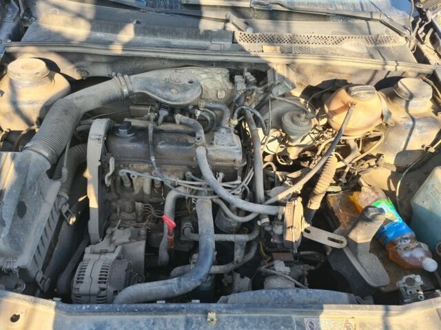 Синий Фольксваген Гольф, объемом двигателя 0 л и пробегом 350 тыс. км за 652 $, фото 4 на Automoto.ua