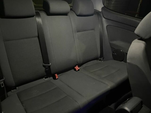 Синій Фольксваген Гольф, об'ємом двигуна 1.4 л та пробігом 217 тис. км за 5700 $, фото 3 на Automoto.ua