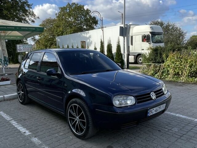 Синий Фольксваген Гольф, объемом двигателя 1.4 л и пробегом 250 тыс. км за 3100 $, фото 2 на Automoto.ua