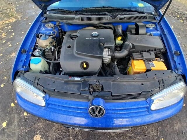 Синій Фольксваген Гольф, об'ємом двигуна 1.9 л та пробігом 320 тис. км за 3700 $, фото 4 на Automoto.ua