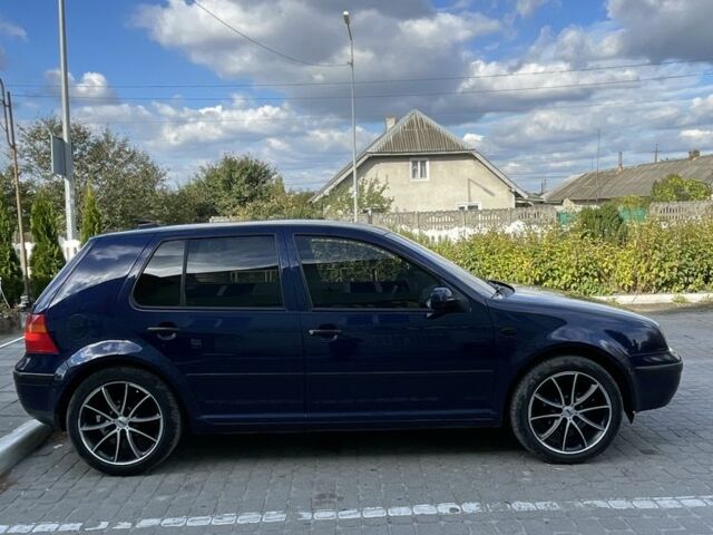 Синий Фольксваген Гольф, объемом двигателя 1.4 л и пробегом 250 тыс. км за 3100 $, фото 3 на Automoto.ua