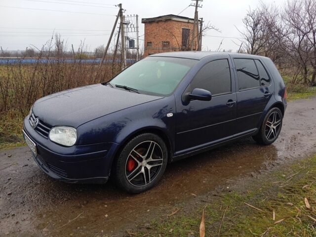 Синий Фольксваген Гольф, объемом двигателя 1.9 л и пробегом 360 тыс. км за 4200 $, фото 1 на Automoto.ua