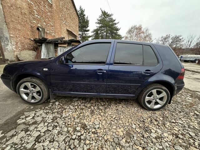 Синий Фольксваген Гольф, объемом двигателя 1.6 л и пробегом 235 тыс. км за 4350 $, фото 9 на Automoto.ua