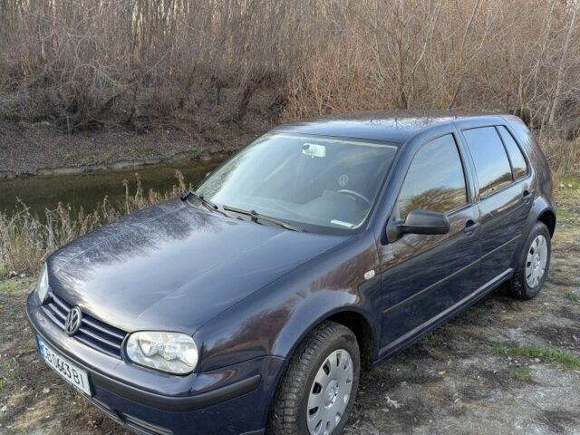 Синий Фольксваген Гольф, объемом двигателя 1.4 л и пробегом 208 тыс. км за 4200 $, фото 1 на Automoto.ua