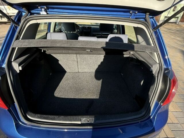 Синий Фольксваген Гольф, объемом двигателя 2 л и пробегом 236 тыс. км за 2990 $, фото 8 на Automoto.ua