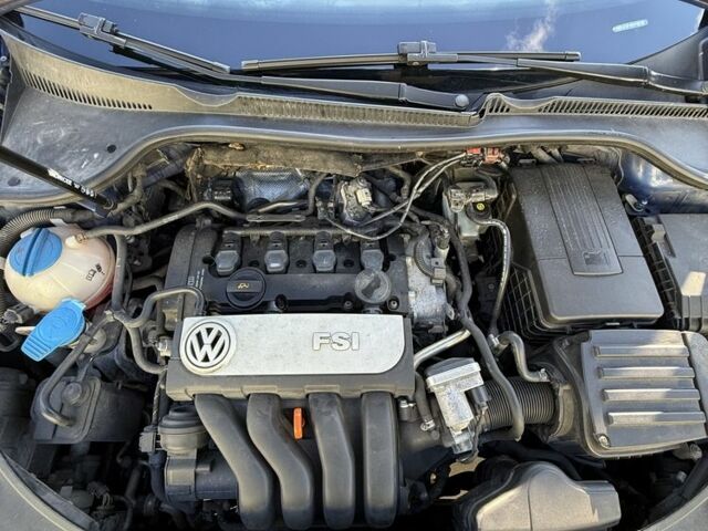 Синий Фольксваген Гольф, объемом двигателя 2 л и пробегом 236 тыс. км за 2990 $, фото 6 на Automoto.ua