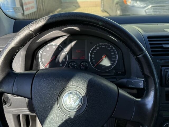 Синий Фольксваген Гольф, объемом двигателя 2 л и пробегом 236 тыс. км за 2990 $, фото 12 на Automoto.ua