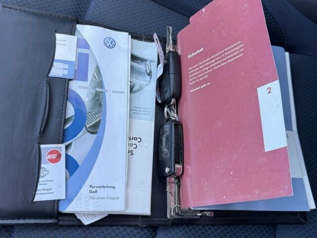 Синий Фольксваген Гольф, объемом двигателя 2 л и пробегом 236 тыс. км за 2990 $, фото 18 на Automoto.ua