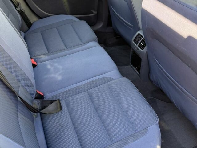 Синий Фольксваген Гольф, объемом двигателя 2 л и пробегом 236 тыс. км за 2990 $, фото 16 на Automoto.ua