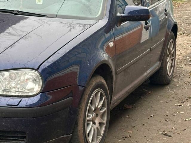 Синий Фольксваген Гольф, объемом двигателя 1.4 л и пробегом 3 тыс. км за 3900 $, фото 2 на Automoto.ua