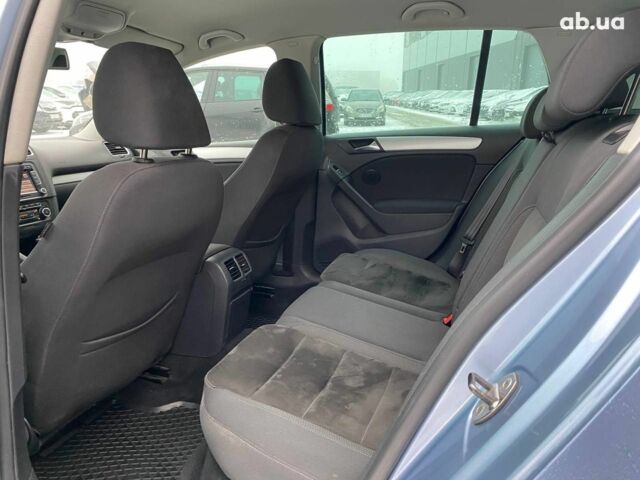 Синий Фольксваген Гольф, объемом двигателя 1.4 л и пробегом 245 тыс. км за 8190 $, фото 24 на Automoto.ua