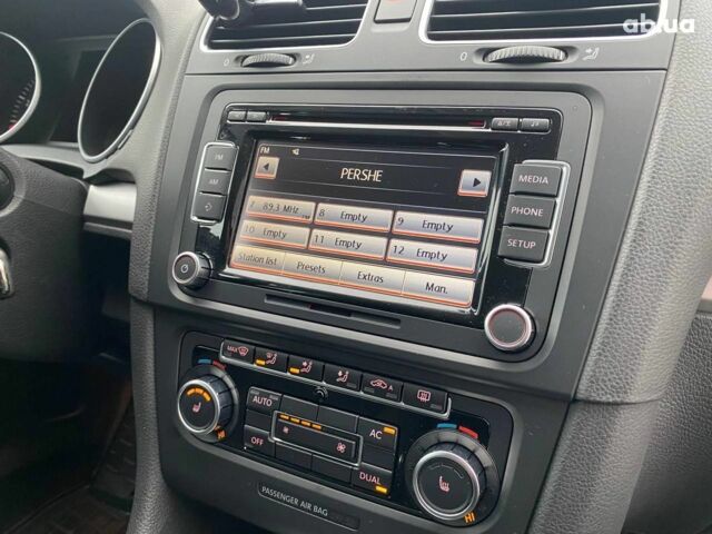 Синий Фольксваген Гольф, объемом двигателя 1.4 л и пробегом 245 тыс. км за 8190 $, фото 14 на Automoto.ua