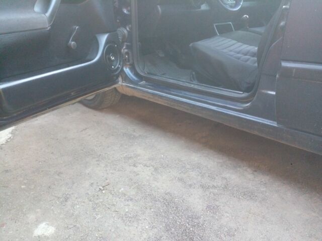 Синій Фольксваген Гольф, об'ємом двигуна 1.8 л та пробігом 118 тис. км за 1650 $, фото 4 на Automoto.ua