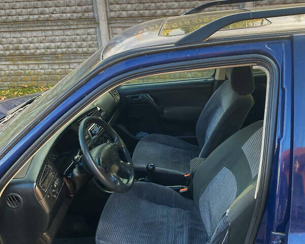 Синий Фольксваген Гольф, объемом двигателя 1.78 л и пробегом 400 тыс. км за 1950 $, фото 4 на Automoto.ua