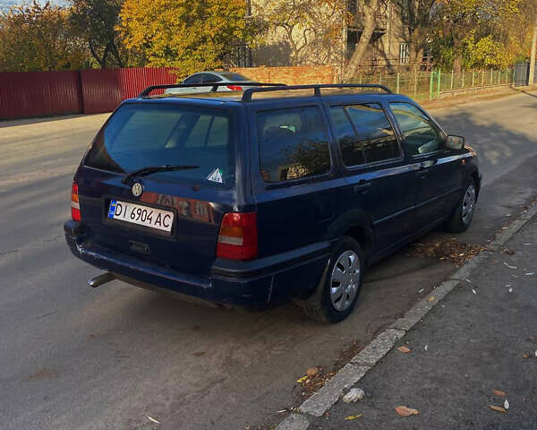 Синий Фольксваген Гольф, объемом двигателя 1.78 л и пробегом 400 тыс. км за 1950 $, фото 3 на Automoto.ua
