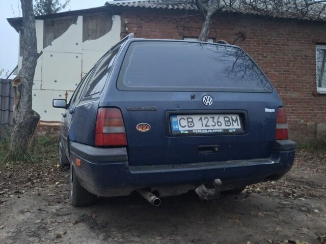 Синий Фольксваген Гольф, объемом двигателя 1.8 л и пробегом 240 тыс. км за 2450 $, фото 4 на Automoto.ua