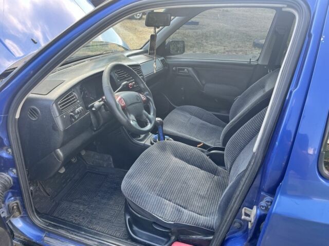 Синий Фольксваген Гольф, объемом двигателя 1.8 л и пробегом 300 тыс. км за 2100 $, фото 11 на Automoto.ua