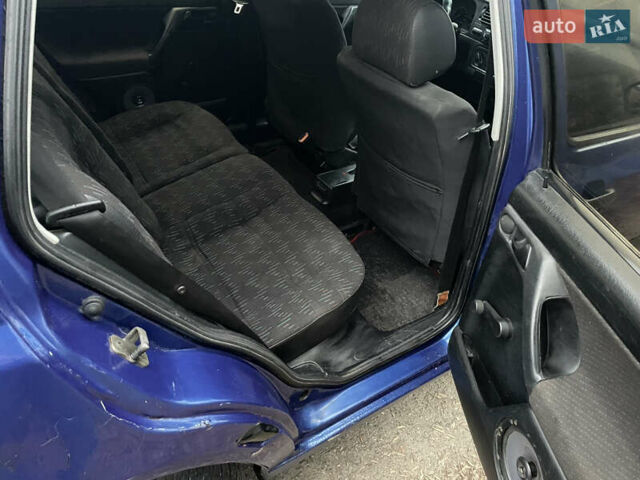 Синий Фольксваген Гольф, объемом двигателя 1.9 л и пробегом 200 тыс. км за 1900 $, фото 13 на Automoto.ua